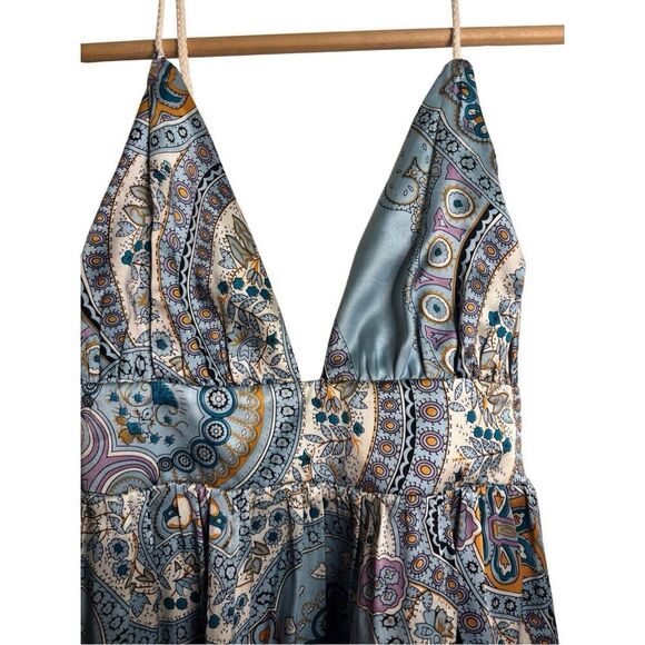 Alice and Trixie Satin Dress - Picture 2 of 8